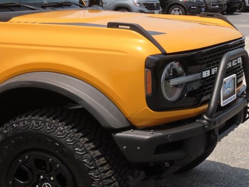 Used 2021 Ford Bronco First Edition AWD/4WD image 6
