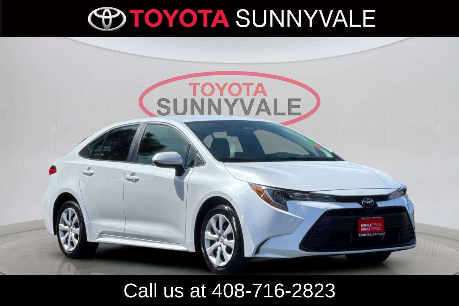 Used 2025 Toyota Corolla LE FWD image 10