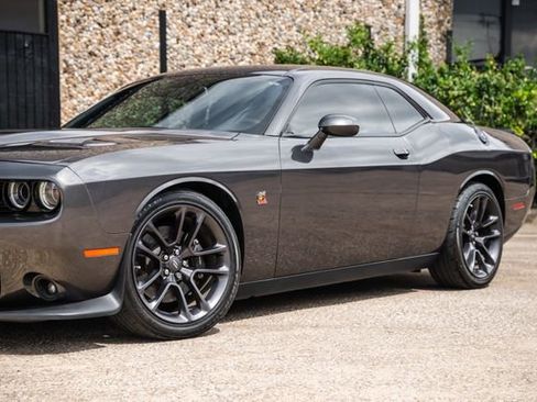 Used 2020 Dodge Challenger R/T Scat Pack w/ Plus Package RWD image 43