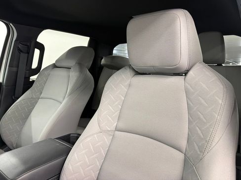 Certified 2026 Toyota Tacoma SR5 AWD/4WD image 23