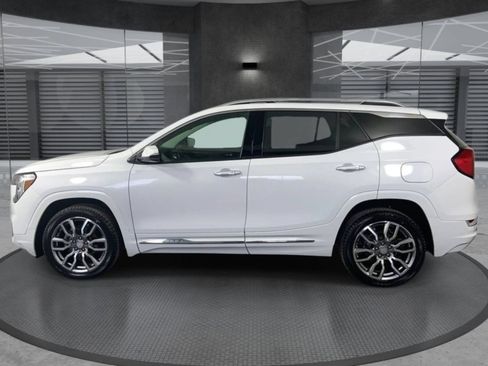 Used 2022 GMC Terrain Denali AWD/4WD image 8