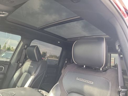 Used 2023 RAM 1500 Laramie AWD/4WD image 22