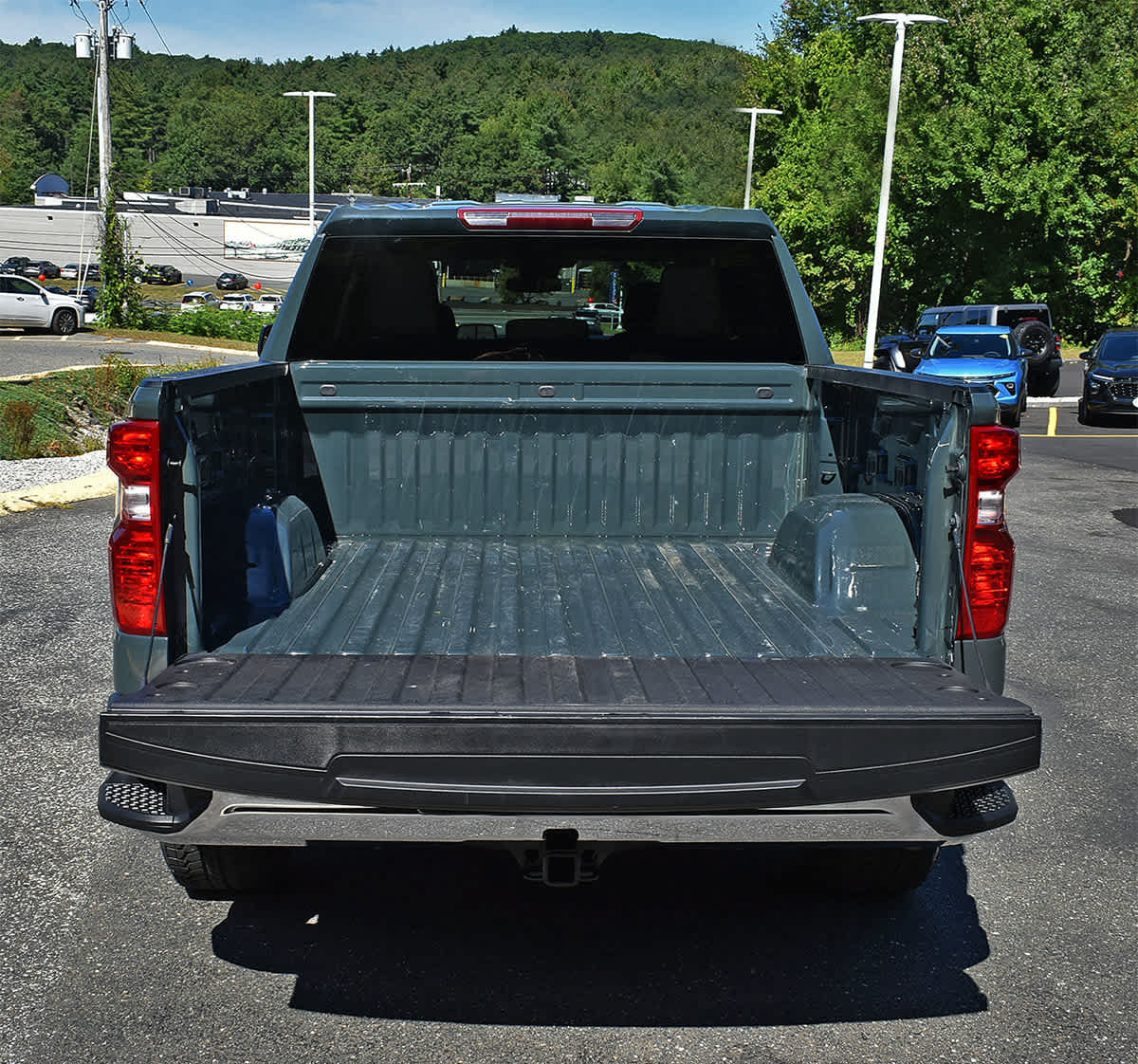Used 2026 Chevrolet Silverado 1500 LT AWD/4WD image 8