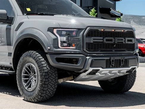Used 2020 Ford F150 Raptor w/ Equipment Group 802A Luxury AWD/4WD image 9