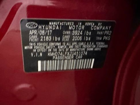 Used 2018 Hyundai Elantra SE FWD image 27