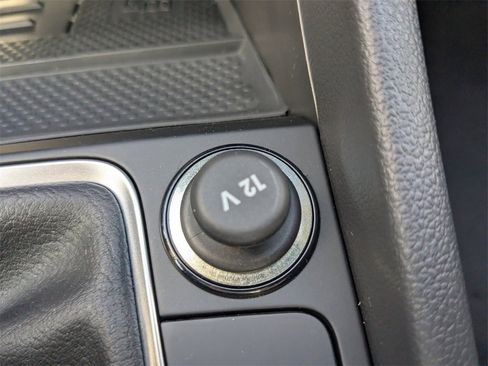 New 2026 Volkswagen Jetta SE image 23