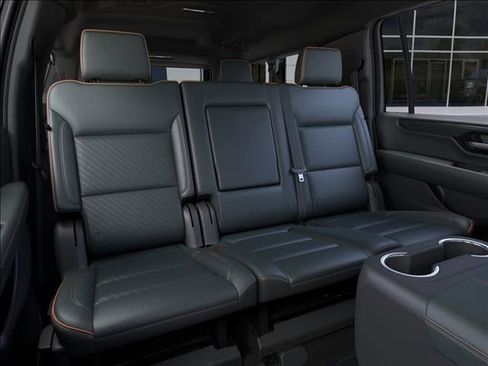 New 2025 GMC Yukon XL AT4 image 17