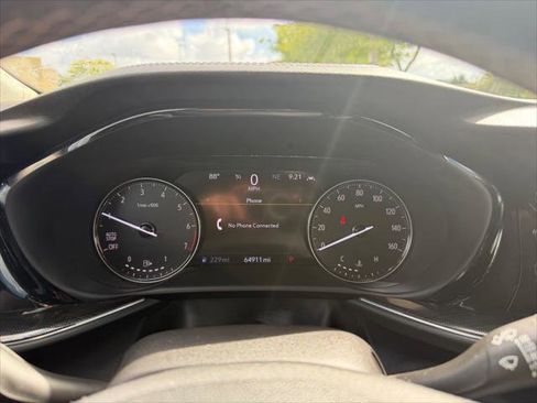 Used 2022 Buick Envision Essence w/ Sport Touring Package FWD image 23