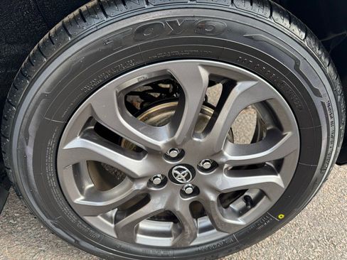 Used 2020 Toyota Yaris LE image 26