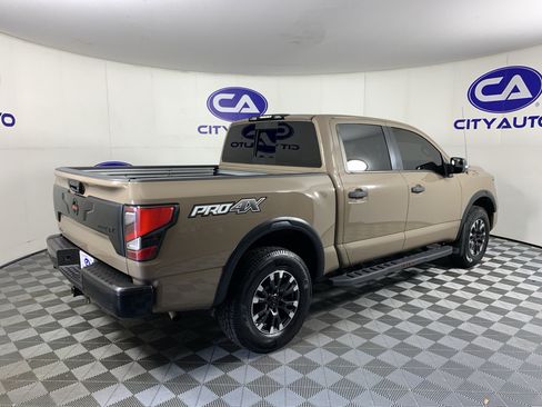 Used 2021 Nissan Titan PRO-4X w/ Pro-4x Convenience Package AWD/4WD image 3
