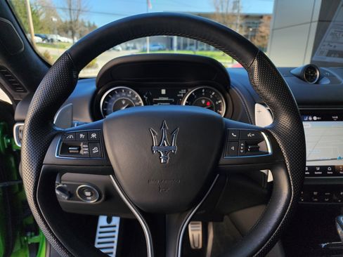 Used 2023 Maserati Levante Modena AWD/4WD image 20