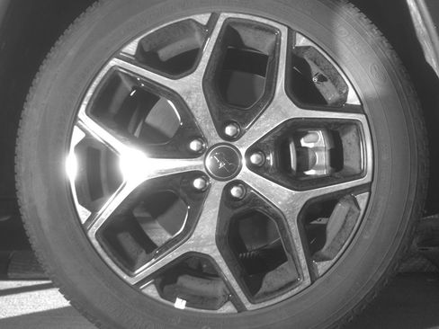 Used 2025 Jeep Compass Limited AWD/4WD image 13