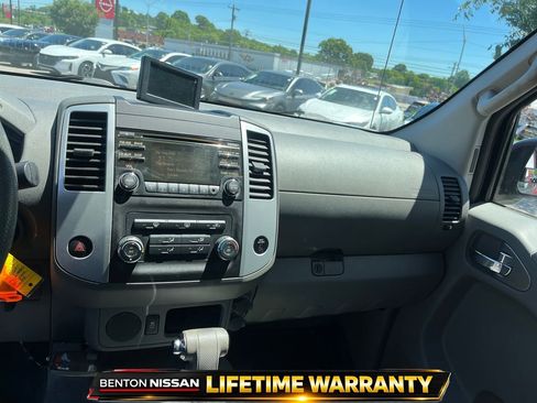 Used 2013 Nissan Frontier SV RWD image 15