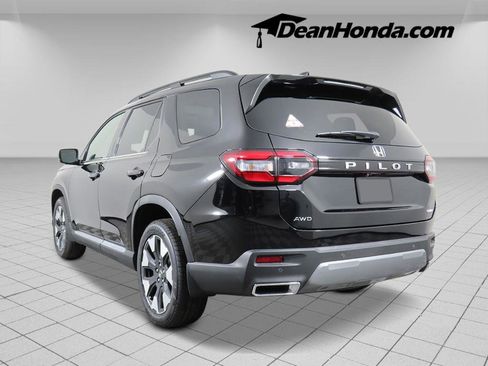 New 2026 Honda Pilot Elite image 3