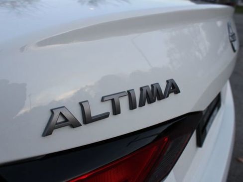 New 2025 Nissan Altima 2.5 S image 32
