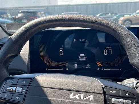 Used 2025 Kia K4 FWD image 40
