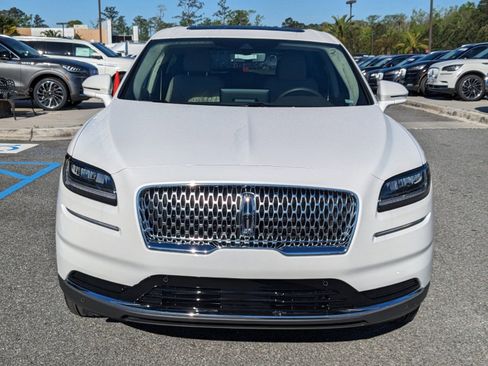 Certified 2023 Lincoln Nautilus Reserve w/ Equipment Group 201A image 10