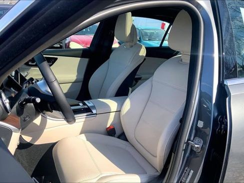 Used 2025 Mercedes-Benz C 300 4MATIC Sedan image 6