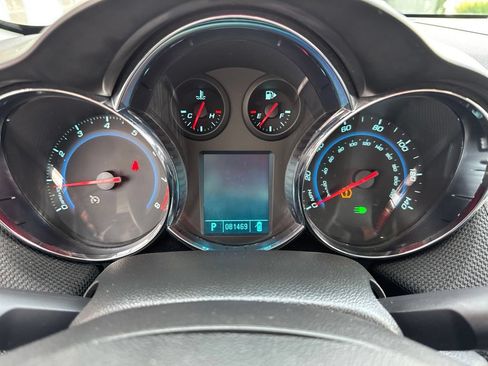 Used 2011 Chevrolet Cruze LTZ FWD image 22