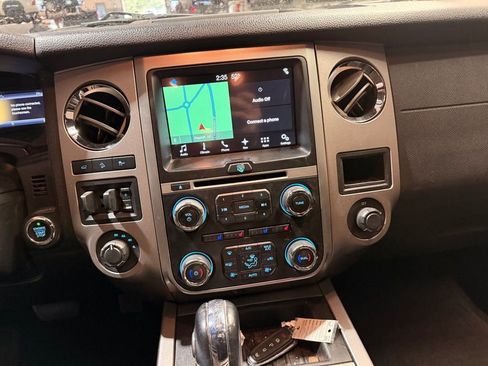 Used 2017 Ford Expedition EL Limited w/ Equipment Group 301A image 23