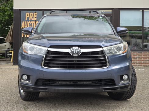 Used 2015 Toyota Highlander Limited Platinum AWD/4WD image 14