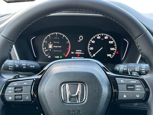 New 2025 Honda Pilot Touring image 22