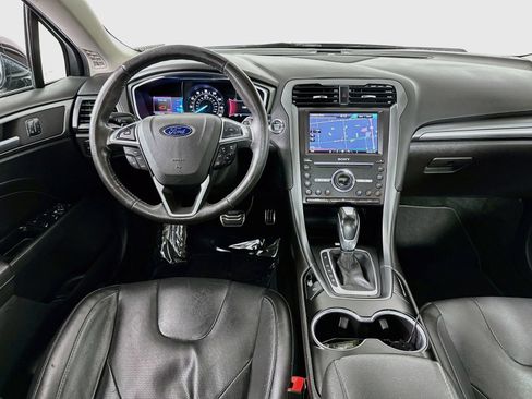 Used 2016 Ford Fusion Titanium AWD/4WD image 24