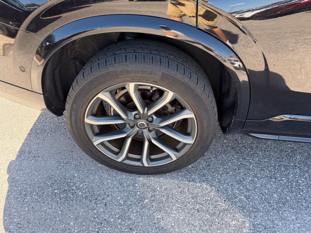 Used 2018 Volvo XC90 T5 Momentum w/ Convenience Package FWD image 5