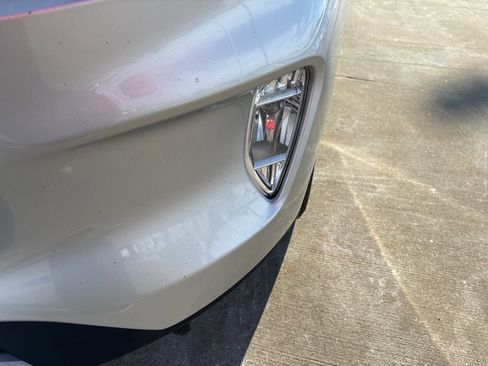 Used 2020 Ford Escape SEL image 10