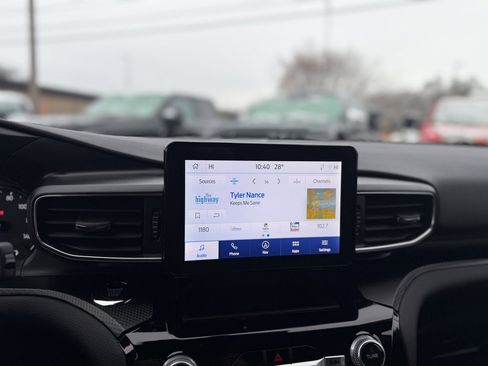 Certified 2024 Ford Explorer ST-Line w/ Class IV Trailer Tow Package image 19