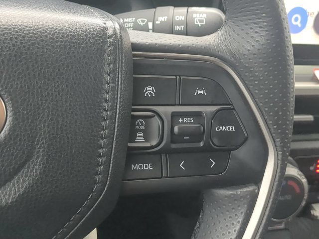 Certified 2026 Toyota 4Runner TRD Off-Road Premium AWD/4WD image 31
