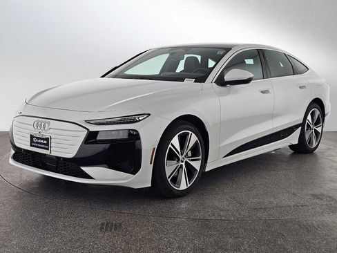 Used 2025 Audi A6 e-tron Premium Plus w/ Premium Plus RWD image 7