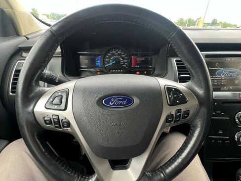 Used 2014 Ford Flex SEL image 17