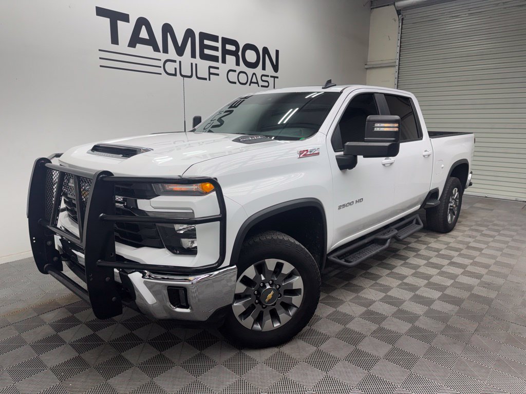 Used 2024 Chevrolet Silverado 2500 LT w/ All Star Edition AWD/4WD image 2
