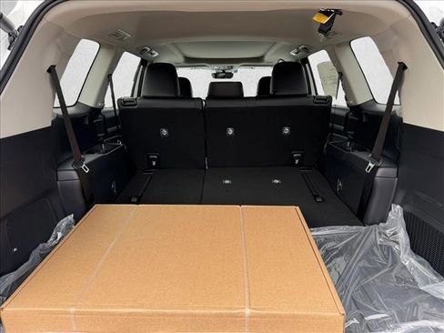 New 2026 Toyota Grand Highlander Limited image 8