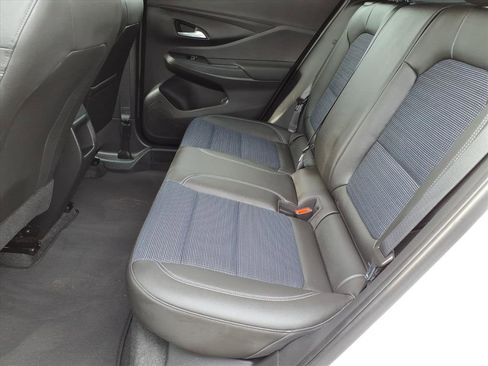 Used 2024 Buick Envista Preferred image 12