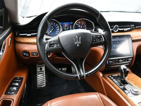 Used 2017 Maserati Quattroporte S GranSport image 20