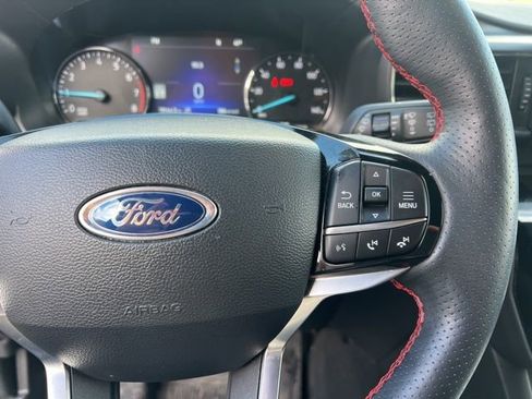 Used 2024 Ford Explorer ST-Line w/ Class IV Trailer Tow Package AWD/4WD image 26