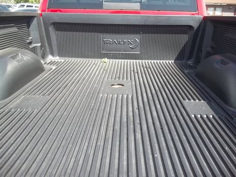 Used 2016 RAM 1500 Big Horn AWD/4WD image 12