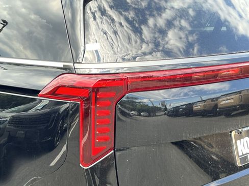 New 2026 Kia Carnival SX Prestige FWD image 14