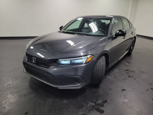 Used 2024 Honda Civic Sport image 4