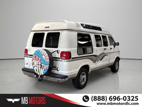 Used 1997 Dodge B2500 RWD image 4