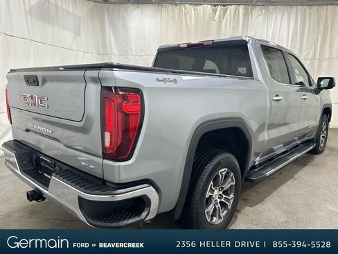 Used 2023 GMC Sierra 1500 SLT image 8