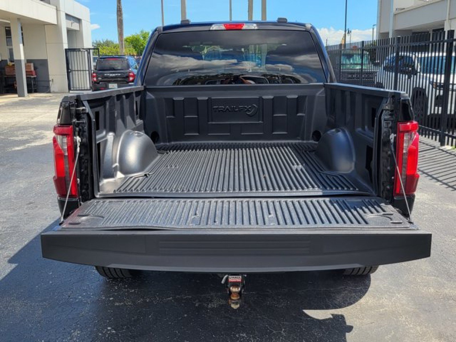 Used 2025 Ford F150 STX w/ Equipment Group 200A RWD image 8