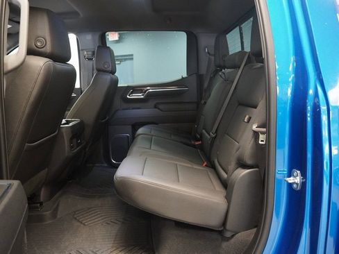 Used 2023 Chevrolet Silverado 1500 LT Trail Boss w/ LT Trail Boss Premium Package image 26