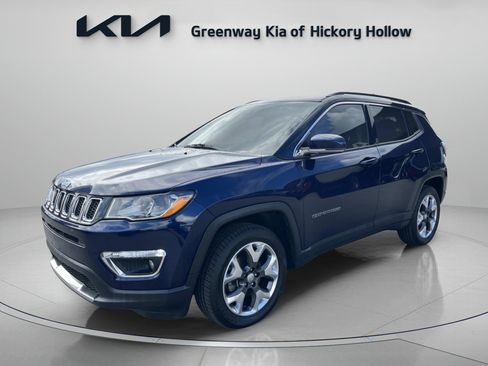 Used 2018 Jeep Compass Limited w/ Navigation Group AWD/4WD image 3