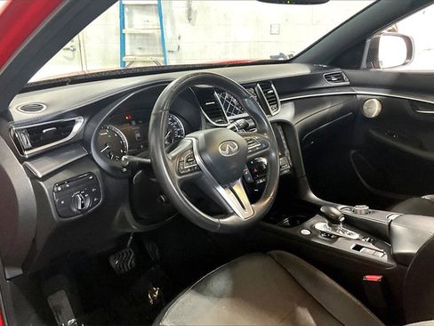 Certified 2023 INFINITI QX55 Essential image 16