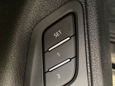 Used 2025 Audi Q3 2.0T Premium w/ Convenience Package image 17