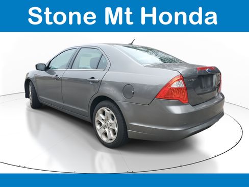 Used 2012 Ford Fusion SE image 8