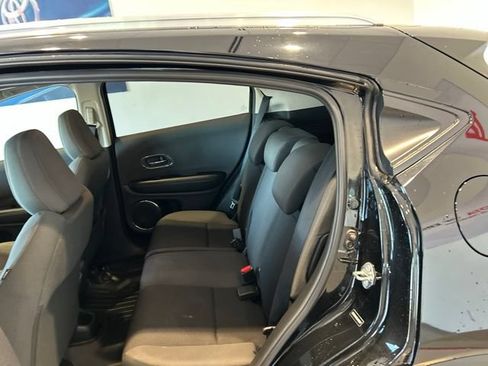 Used 2020 Honda HR-V EX image 16